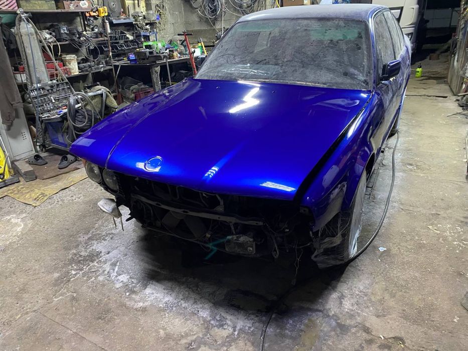 В Продаже BMW пятой серии, E34