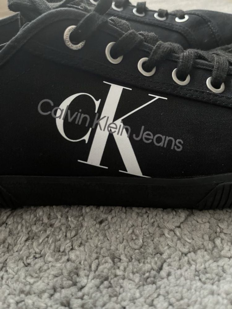 Trampki tenisówki Calvin Klein r. 43 jak nowe