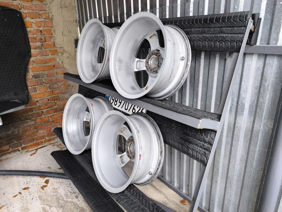 Диски Ford Volvo Renault Peugeot Citroen R17 5x108 7.5J ET55 ЦО67.1 мм