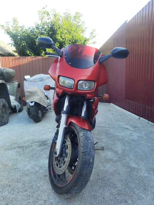 YAMAHA FZS 600 2001 року