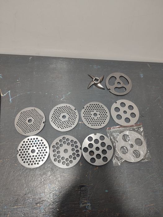Набір решіток сіток на м'ясорубку нержавіючий ніж від 3мм до 25мм