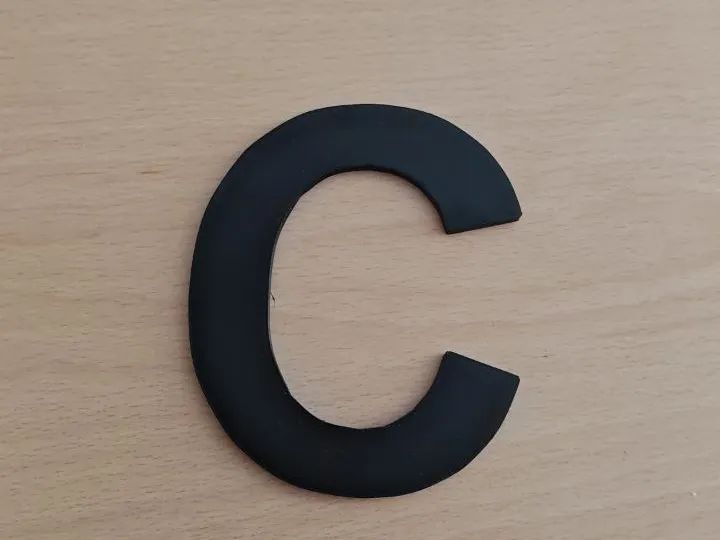 Letra C - Decoração Personalizada Simples