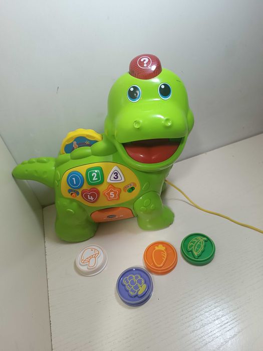 Різноманітні іграшки для дітей