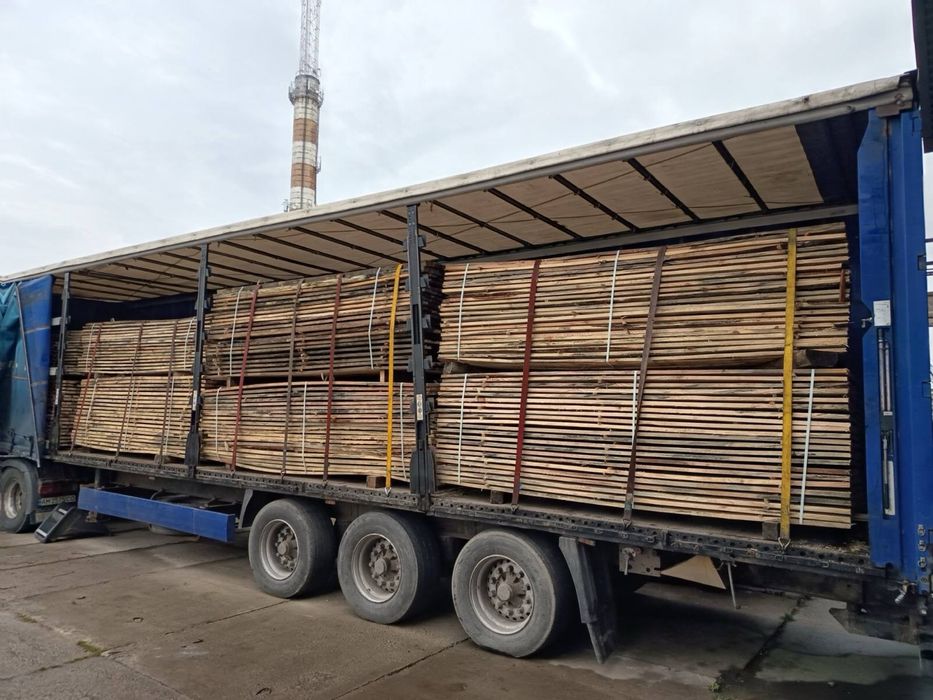 Продам дошку  20 - 30 довжина 3 метра