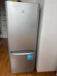 Lodowka indesit w dobrym stanie