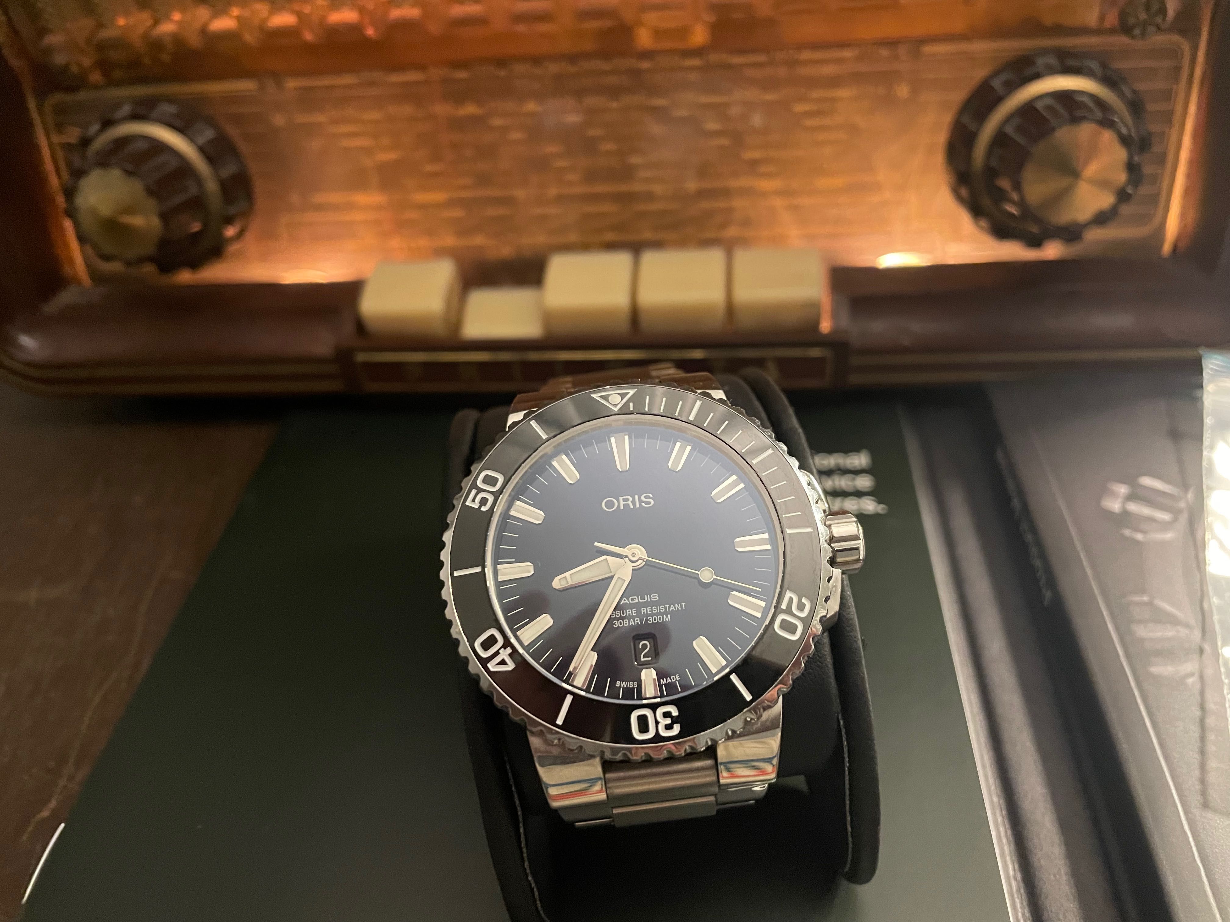 Oris Aquis Date 43,5mm Automatic 300m Gratis!