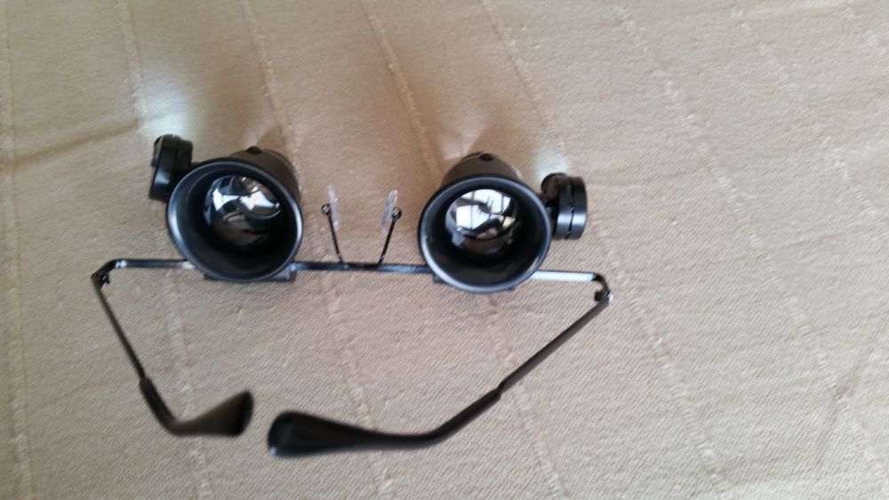 Óculos de aumento com LED para trabalhos minuciosos. DIY