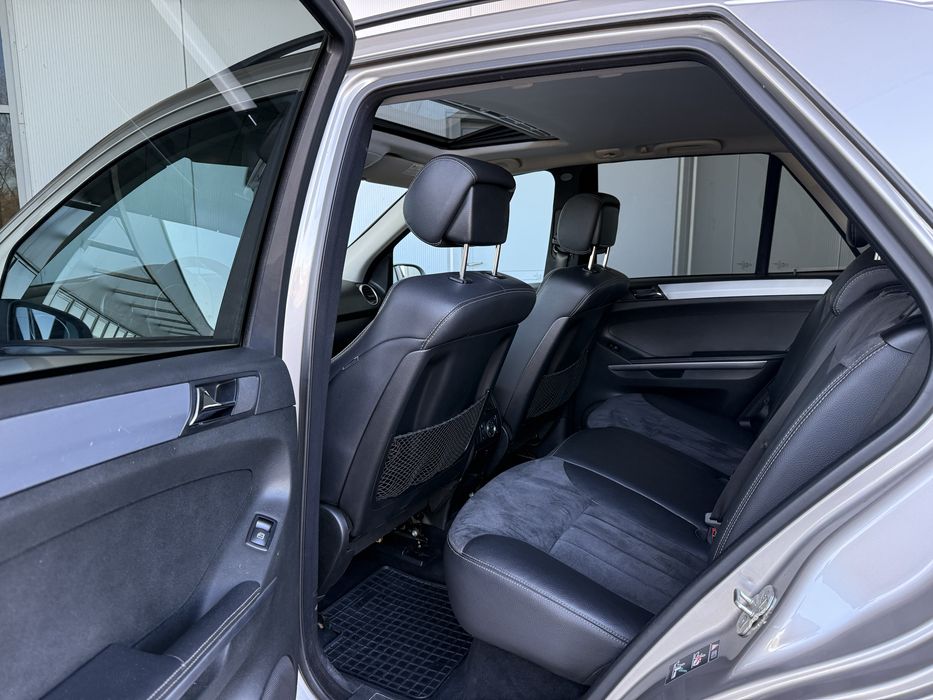 Mercedes ML420 CDI 306KM *4x4* Pneumatyka* Alkantara*Xenon*Hak*Sliczny