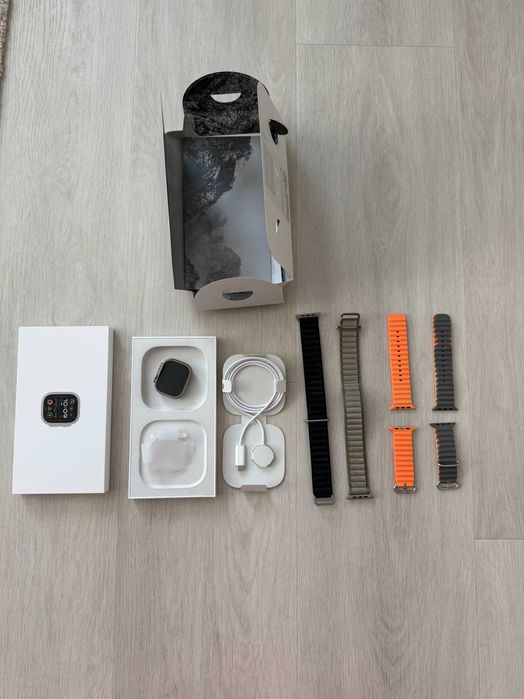Apple Watch Ultra 2 49 mm GPS + Cellular + Dodatkowe paski.