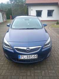 Opel Astra J 2011r