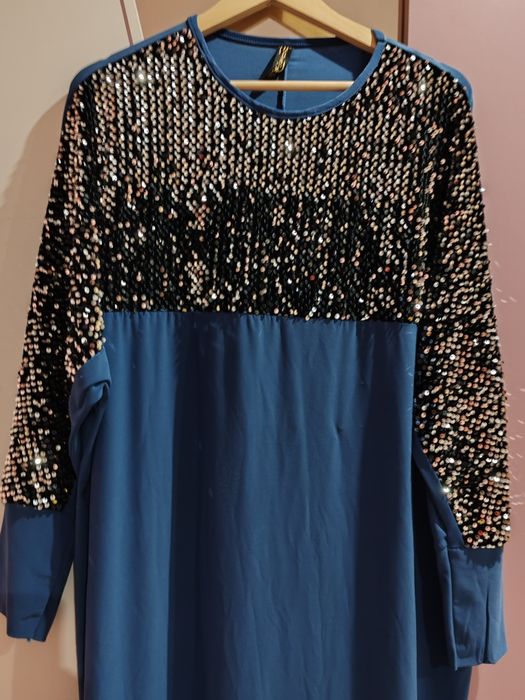 Sukienka. Rozmiar 50