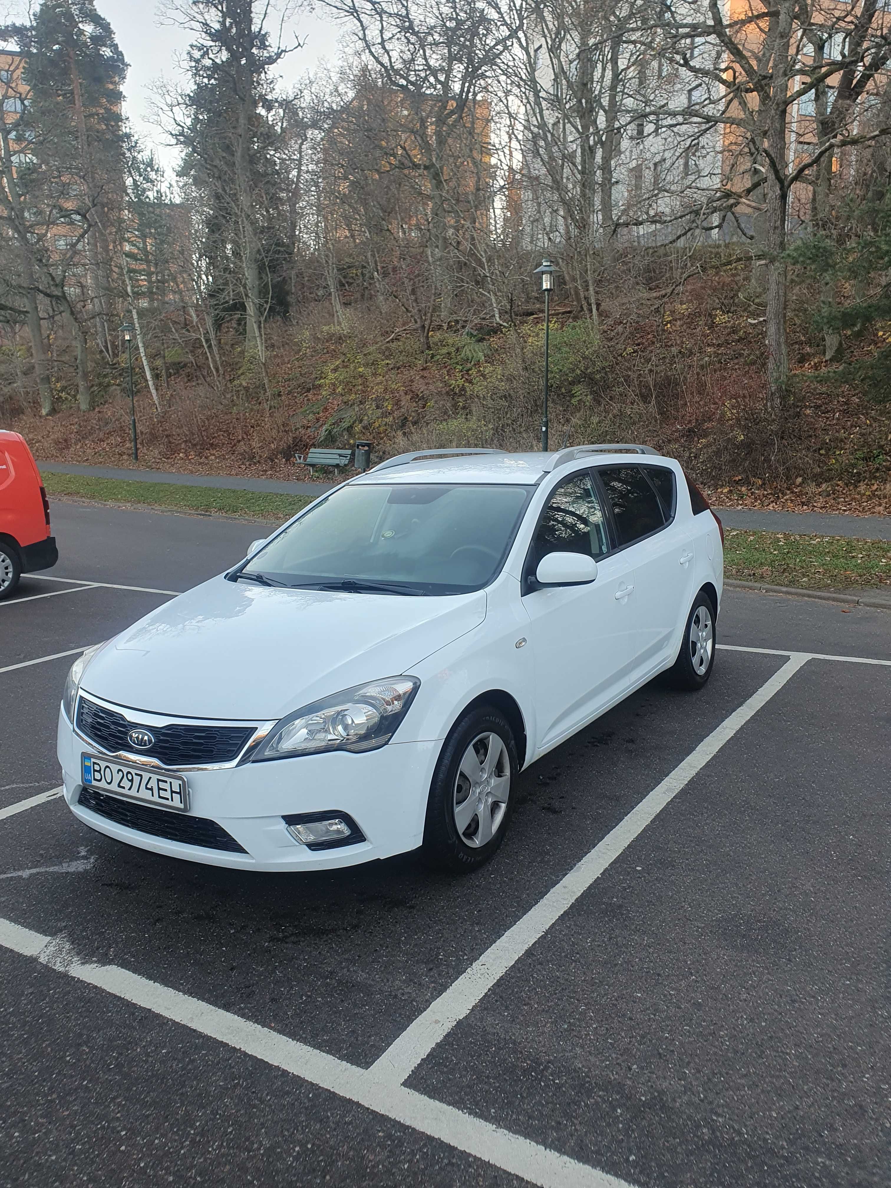 Kia Ceed універсал (2010 модельний рік)
