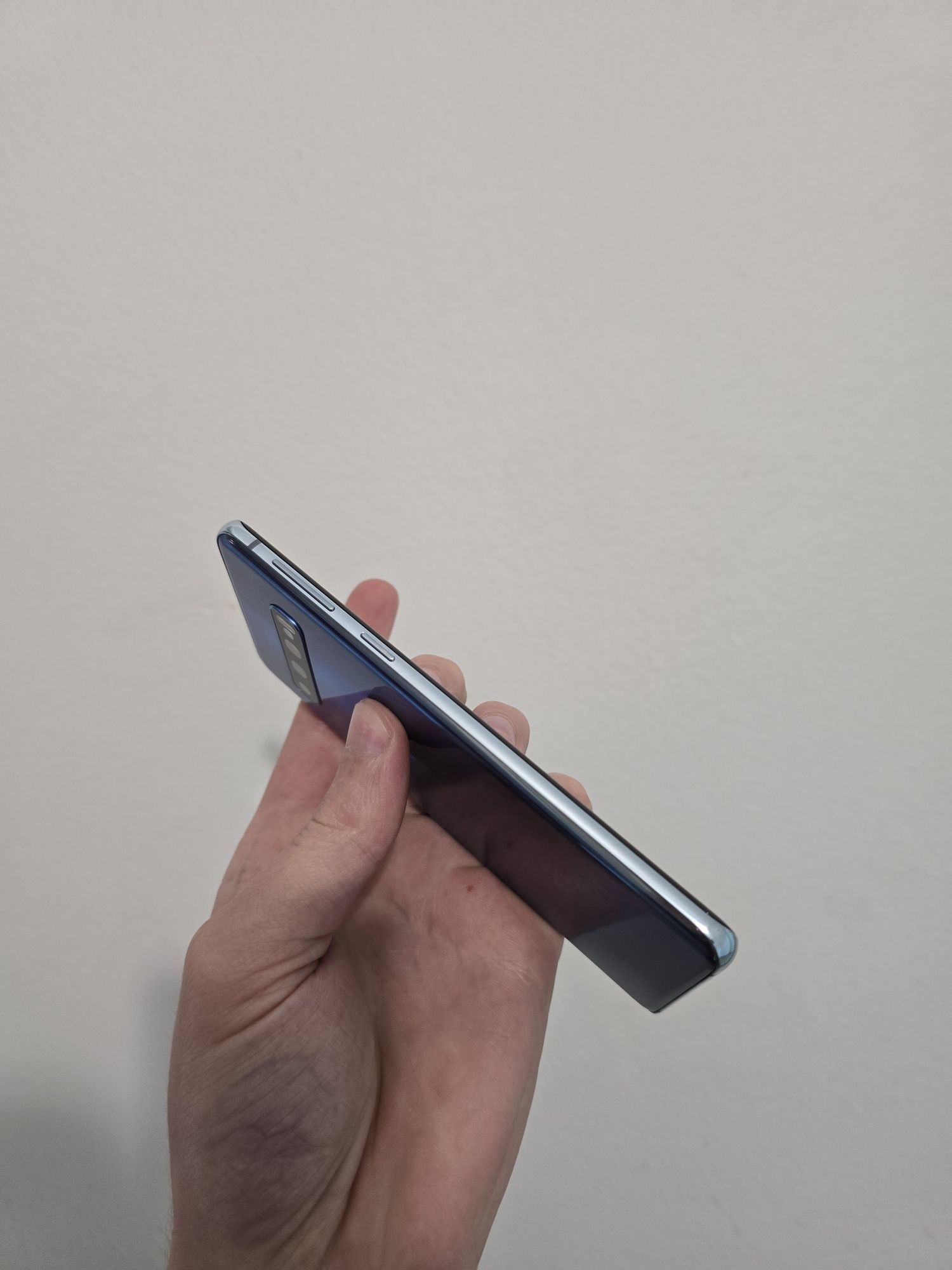 Samsung s10 Blue 8/128gb Neverlock