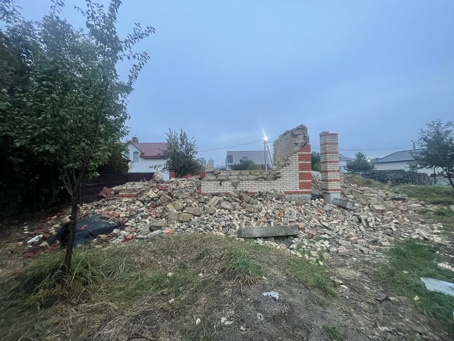 Підсипка з цегли, блоки саман, блоки фундаментні фбс