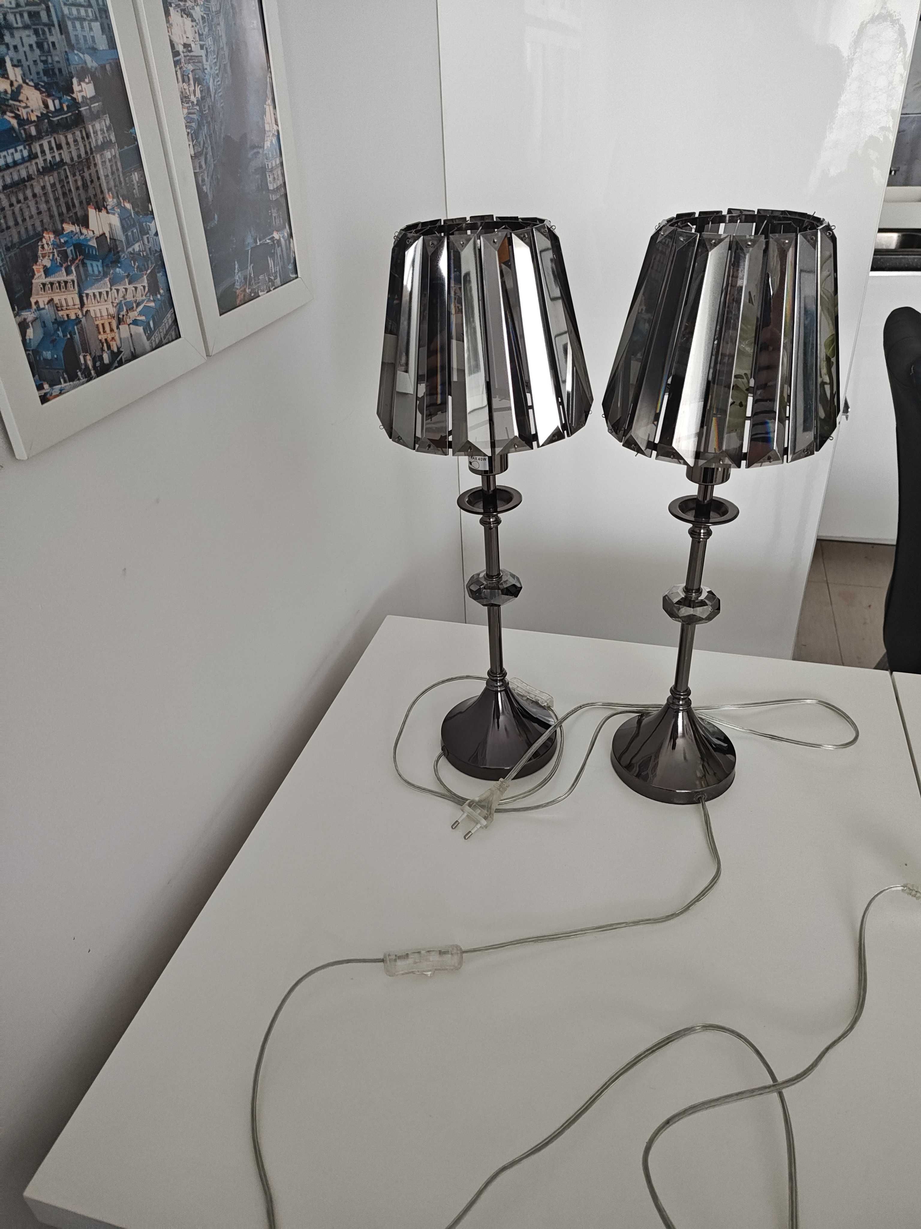 Dwie lampki nocne