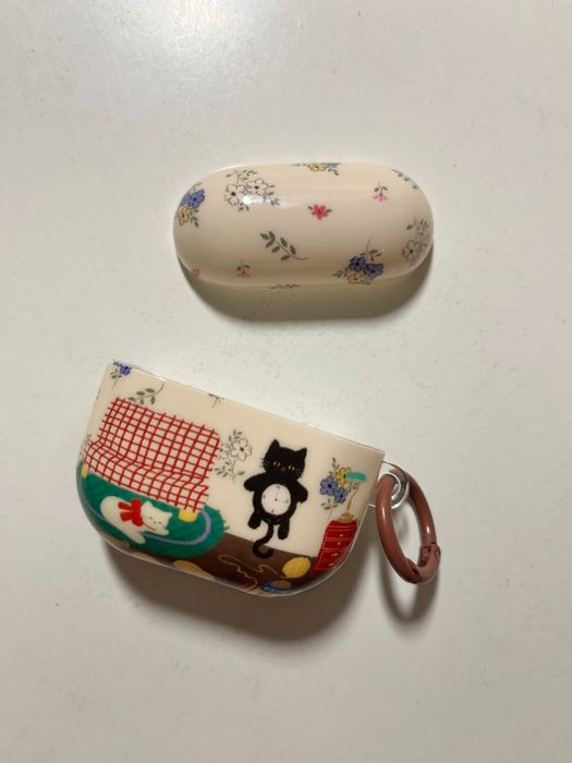 Чохол на airpods 4