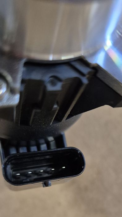 Siłownik elektroniczny turbiny VAG 2.0 TDI 5-pin