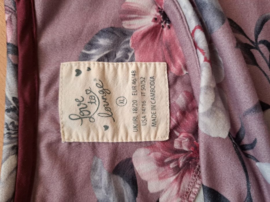 *Piękna damska bluzka roz.XL(46-48)