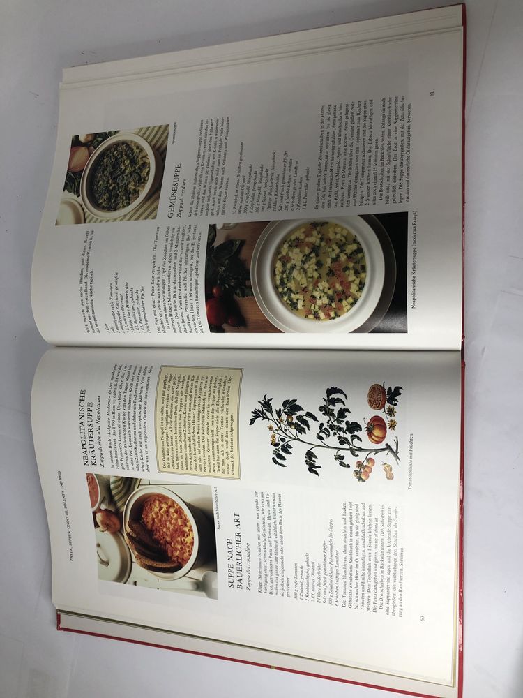 Книга італійської кухні.  Приготування їжі. Велика книжка