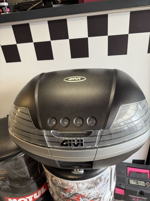 Kufer Givi 46 litrów monokey