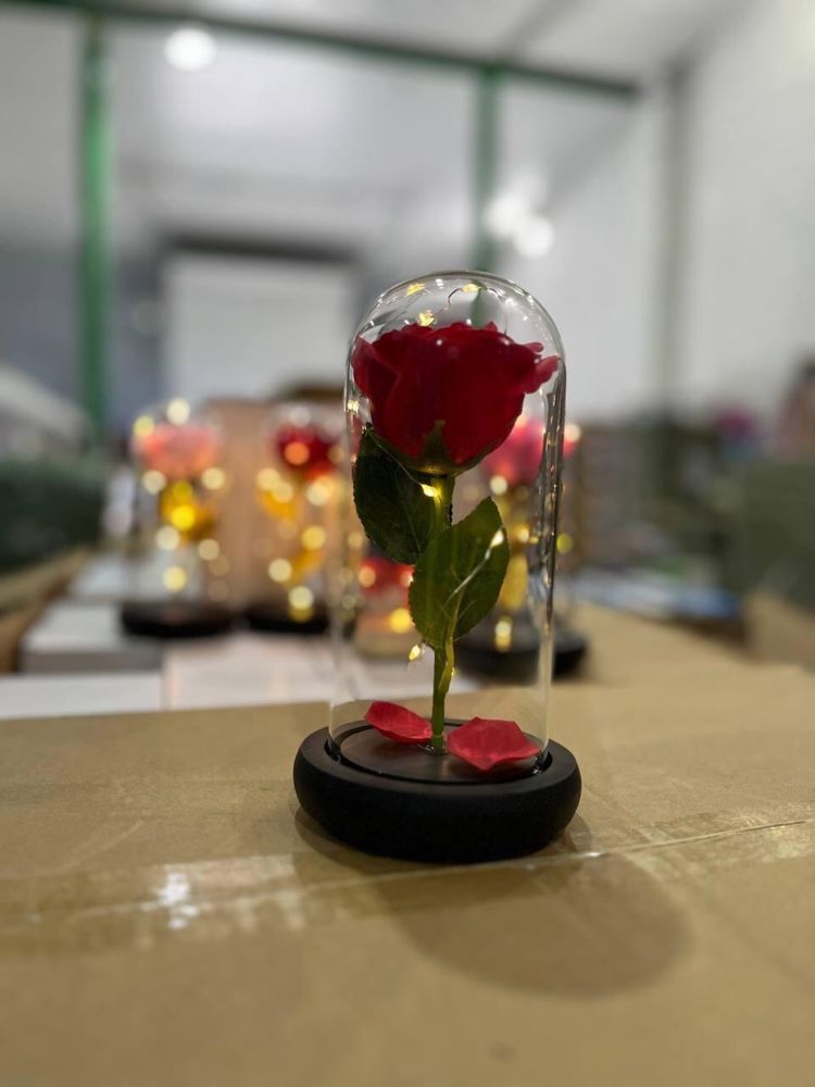 Роза в колбе с LED подсветкой большая красная