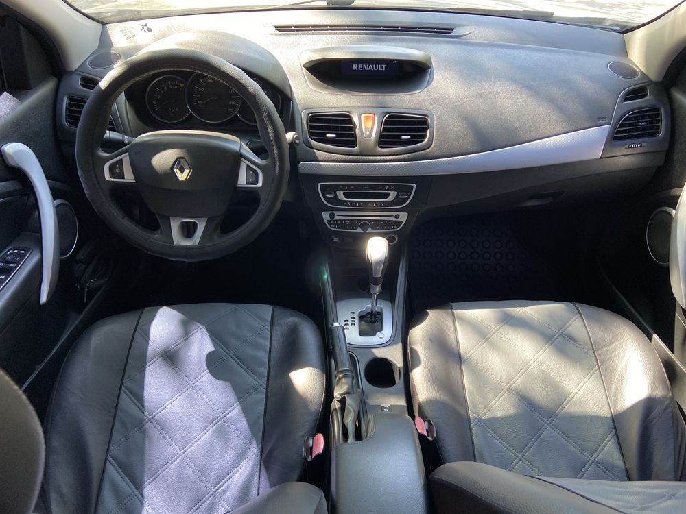 Продам RENAULT гарний стан (АКПП,ГБО,2010р.)