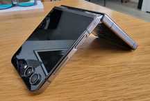Samsung Galaxy Z Flip5 5G, 8/256 GB, dual SIM, jak nowy i na gwarancji