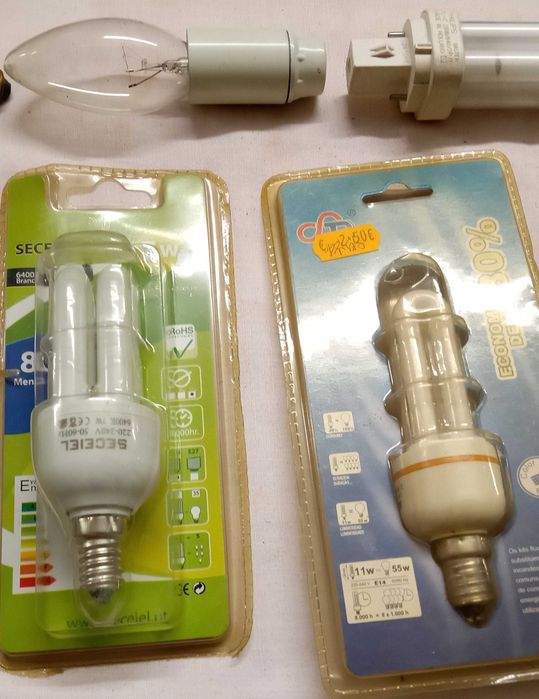Lâmpadas novas e outras diversas, lote nº 7, todo por 5€
