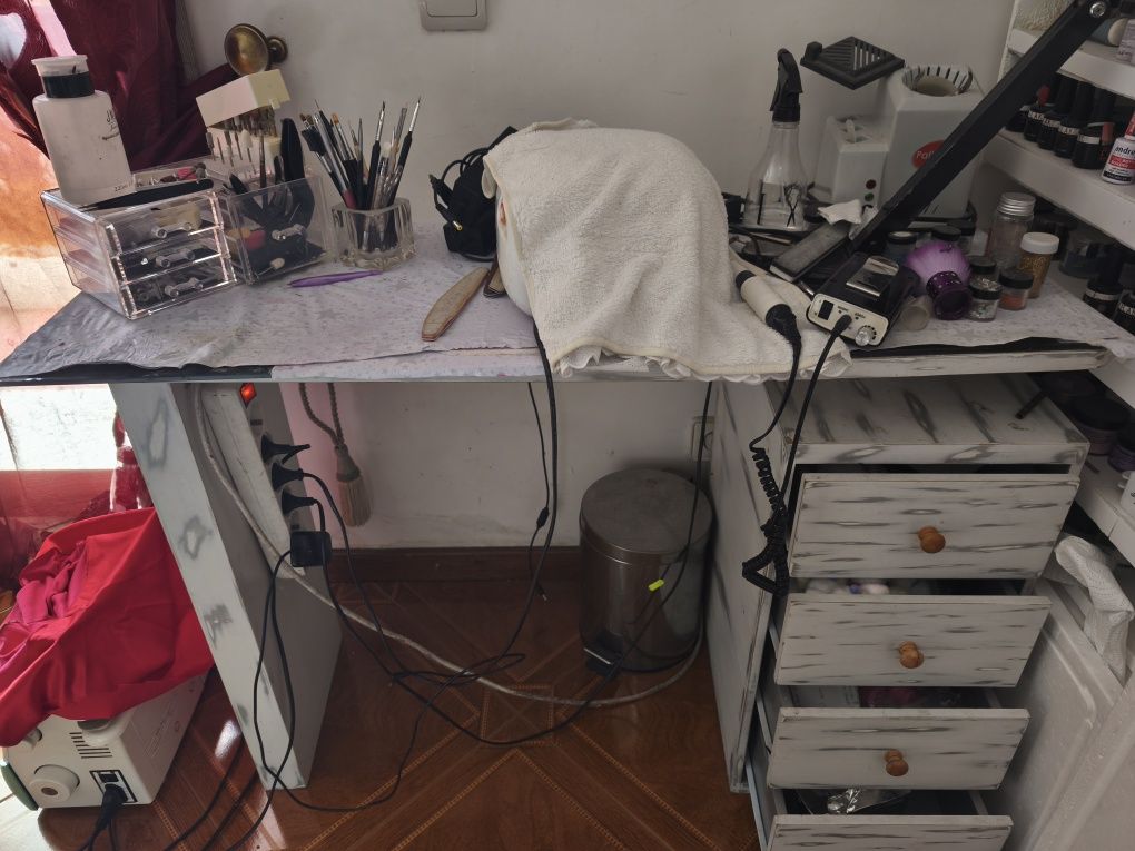 Mesa de manicure