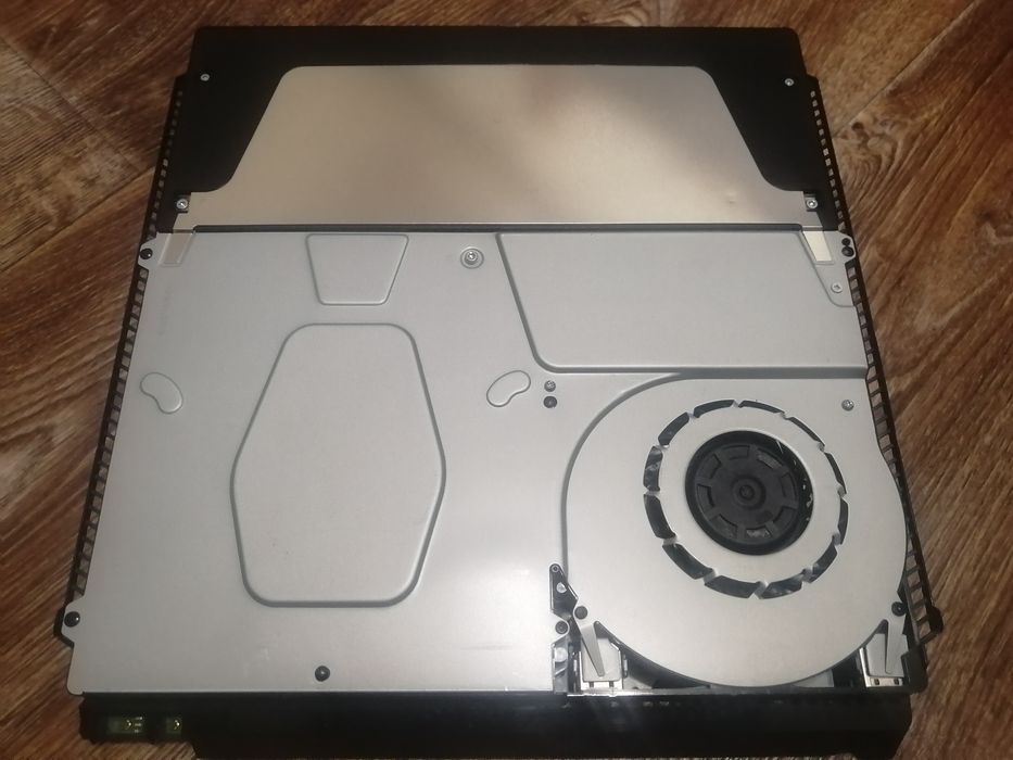 Playstation 4 slim 1tb 22xx