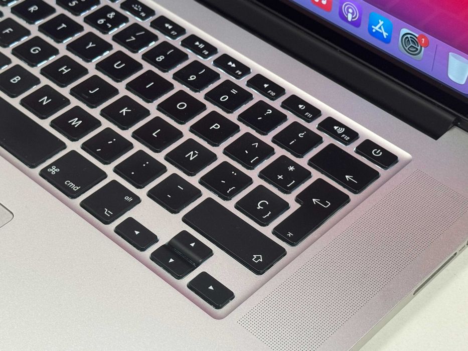 MacBook Pro 15 2015 i7 16/256GB 87% Kondycji Baterii Gwarancja