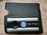 Volkswagen Golf 4 pokrywa silnika 1.6FSI