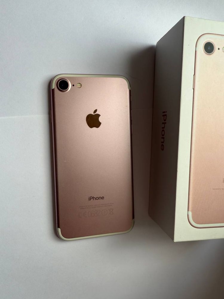 Продаю телефон IPhone 7 (32ГБ)