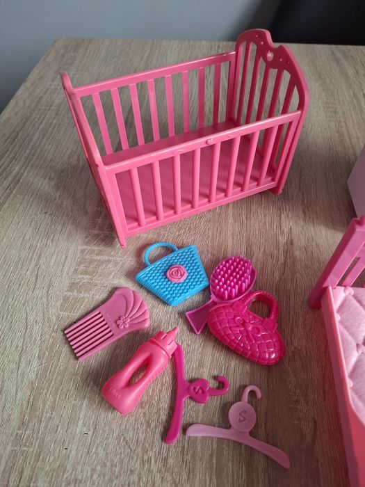 Lalka Barbie z dziećmi meble ubrania akcesoria