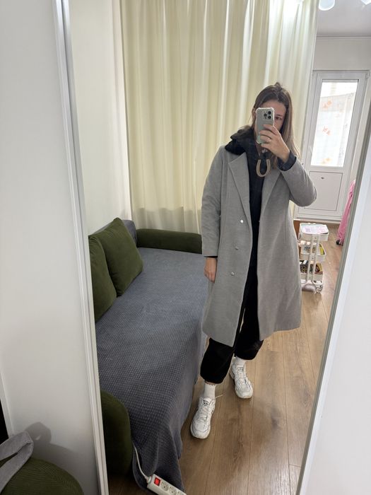 Зимове утеплене пальто trempel