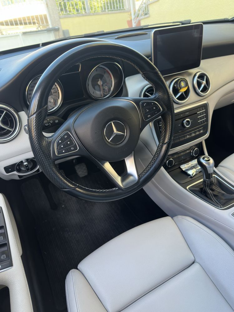 Mercedes CLA 180
