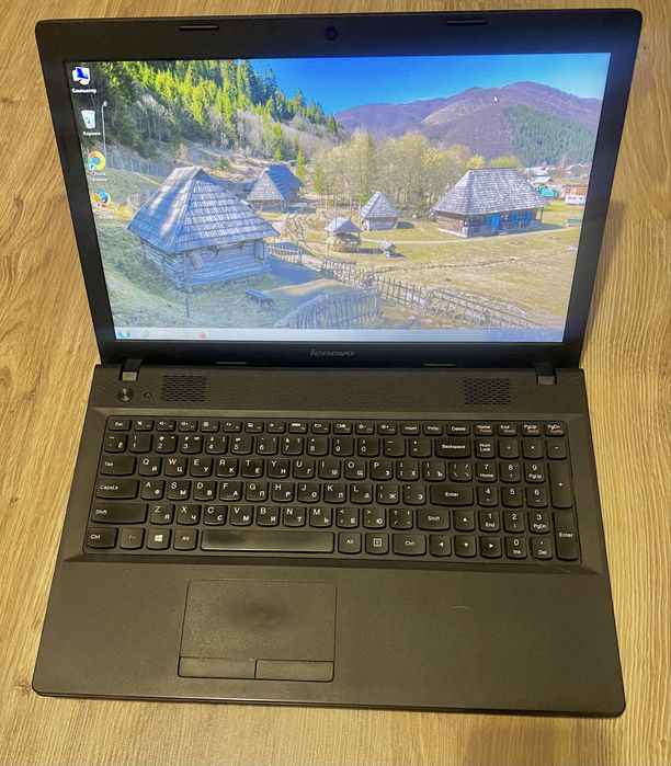 Ноутбук Lenovo ( ssd 250gb/8gb )
