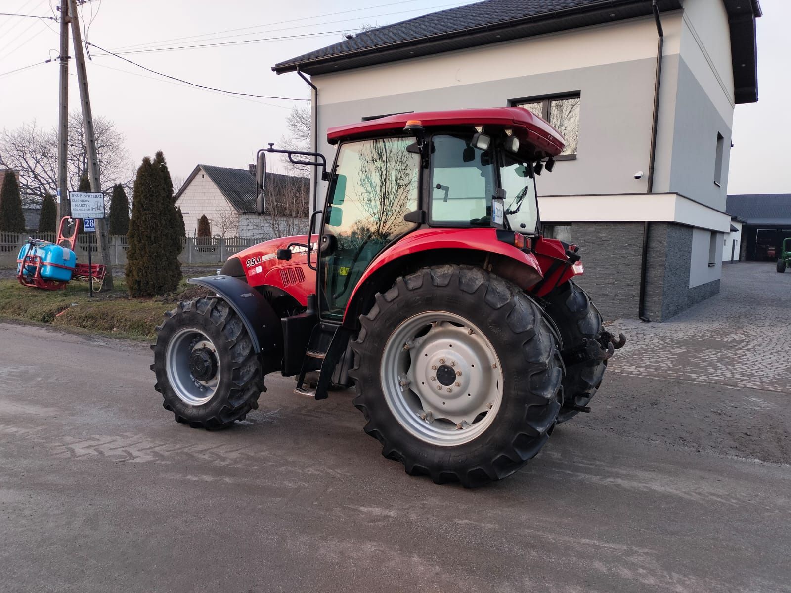 Ciągnik rolniczy Case IH Farmall 95A transport gratis