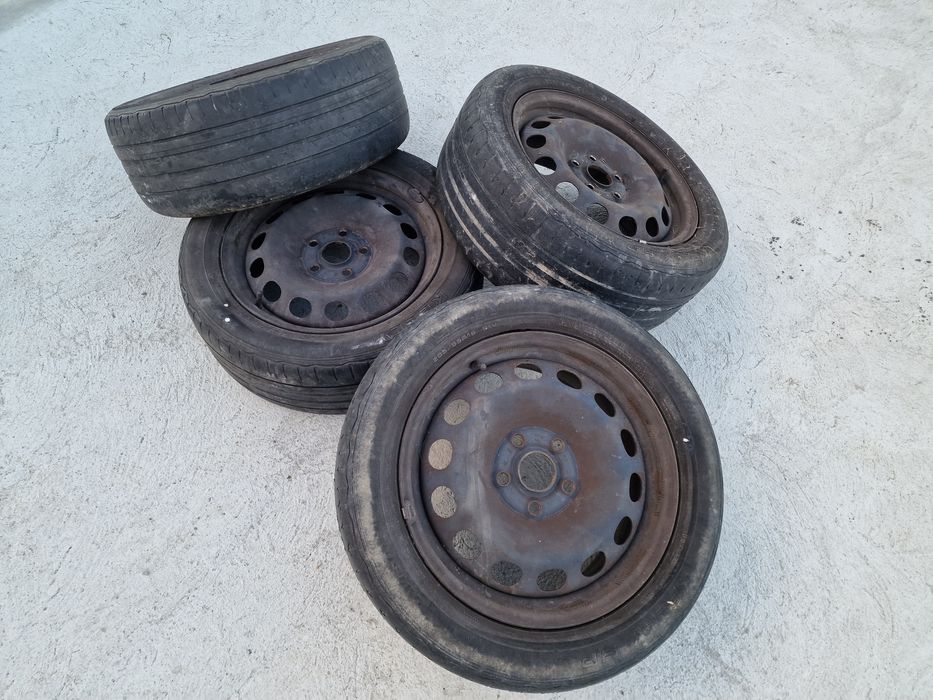 Komplet kół 205/55 R16 5x112. Opony letnie