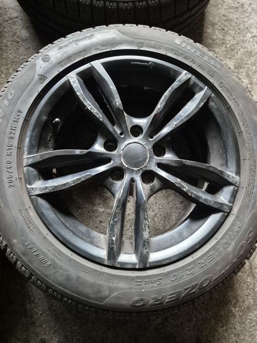 Kóła zimowe BMW 205/60/16 Pirelli
