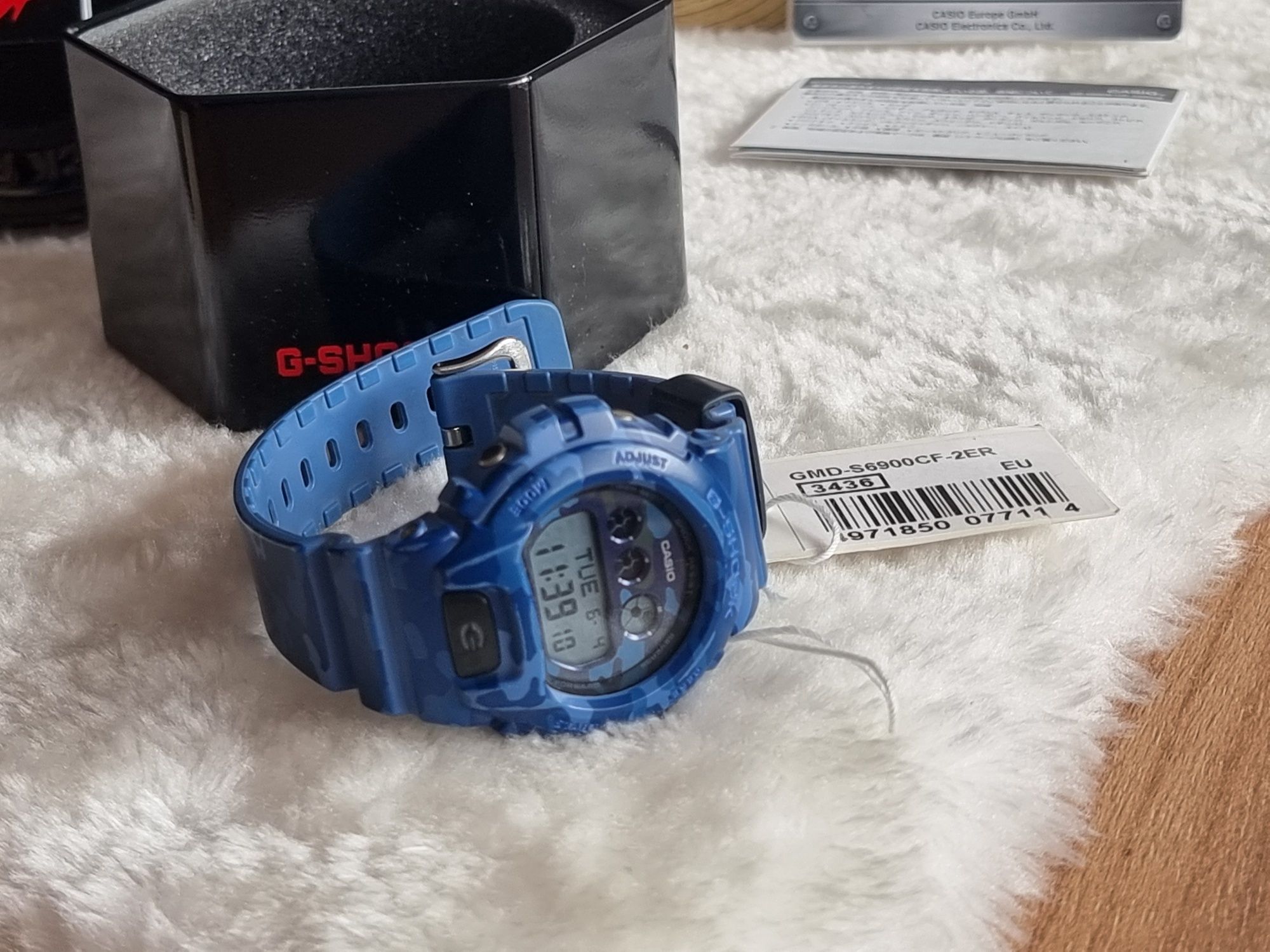 G-shock GMD-S6900CF-2ER Casio zegarek sportowy