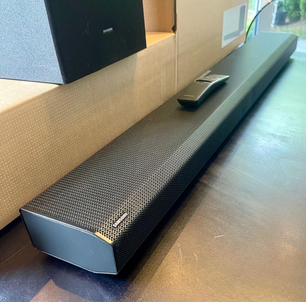 Soundbar Samsung Model HW-Q700A