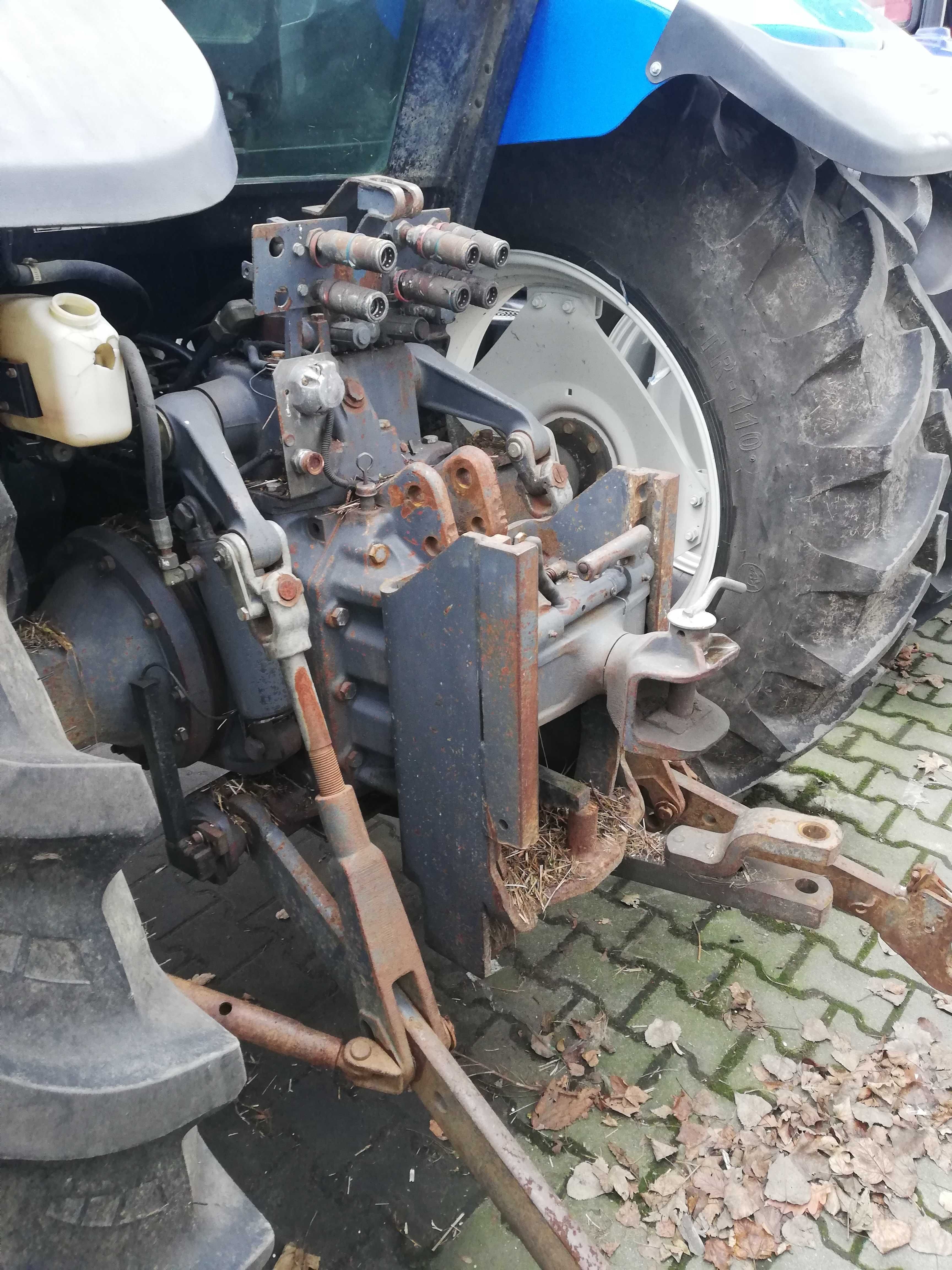 Ciągnik rolniczy New Holland TM 120
