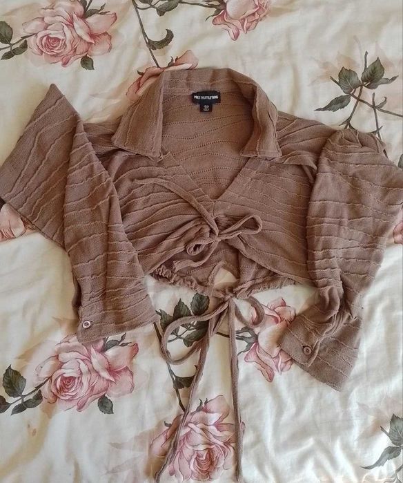 Продам кофтинку PLT , Prettylittlething.
