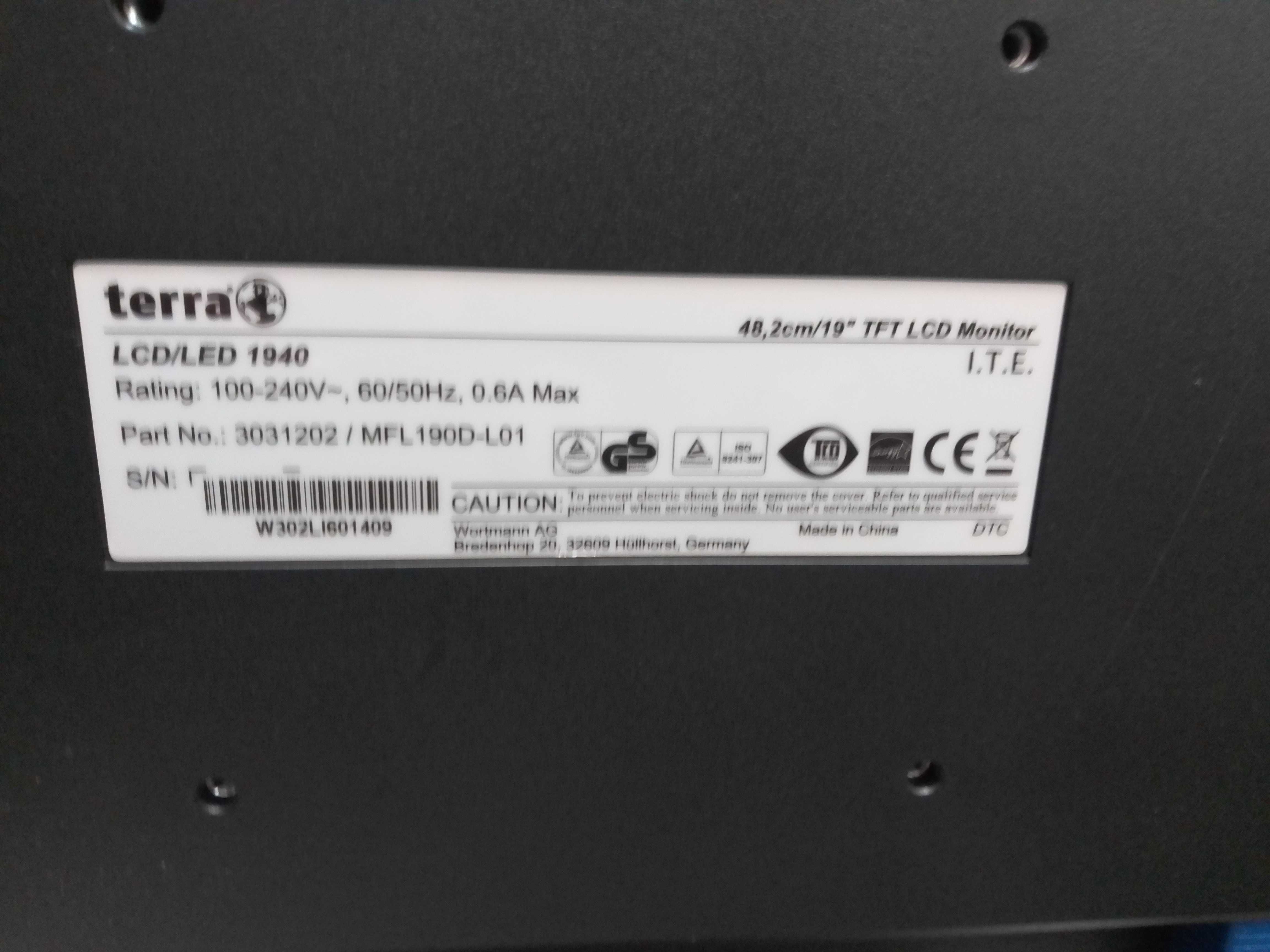Монитор Terra LCD/LED TFT 19" 48.2 см б/у