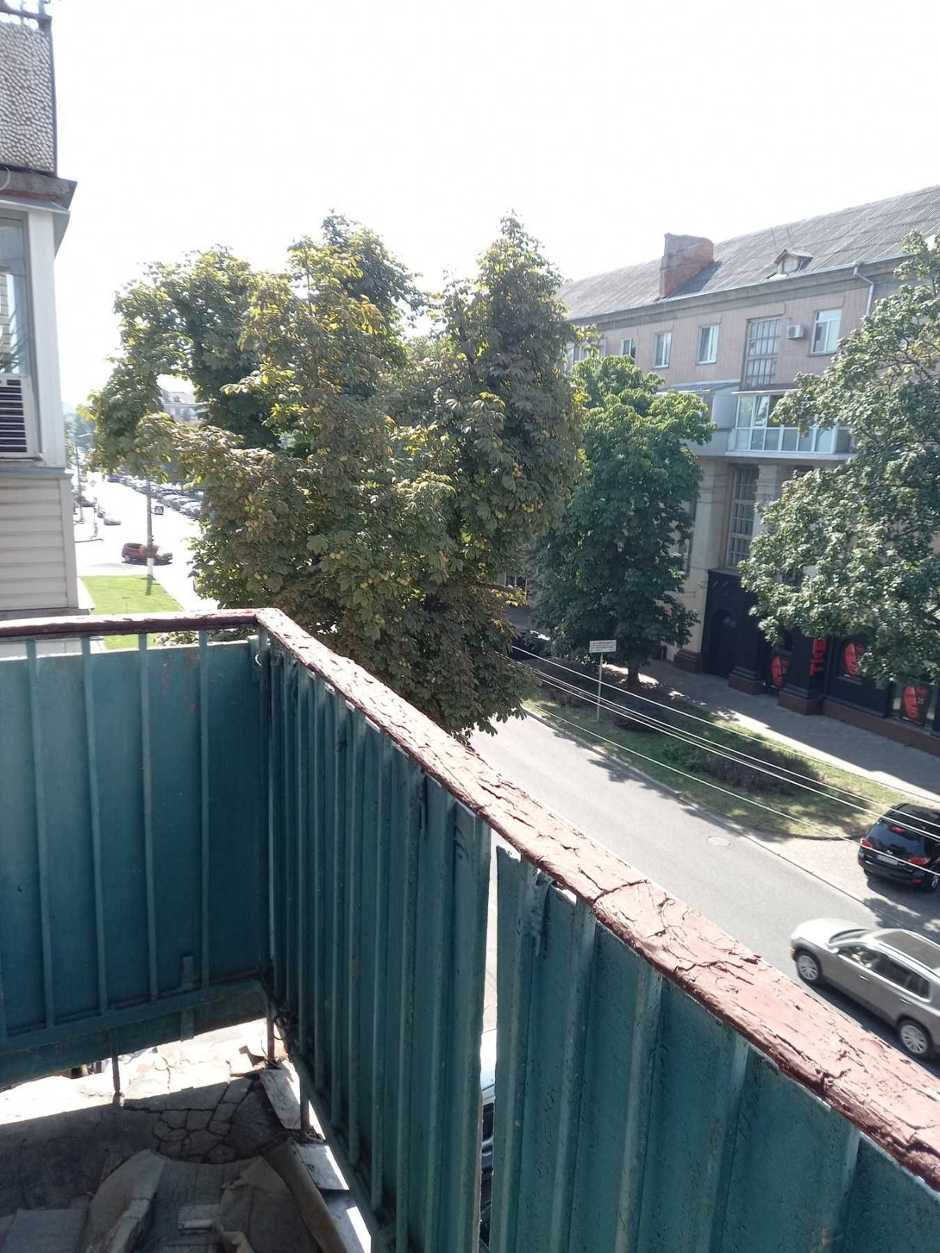 Продаж 1 кімнатної квартири в центрі
