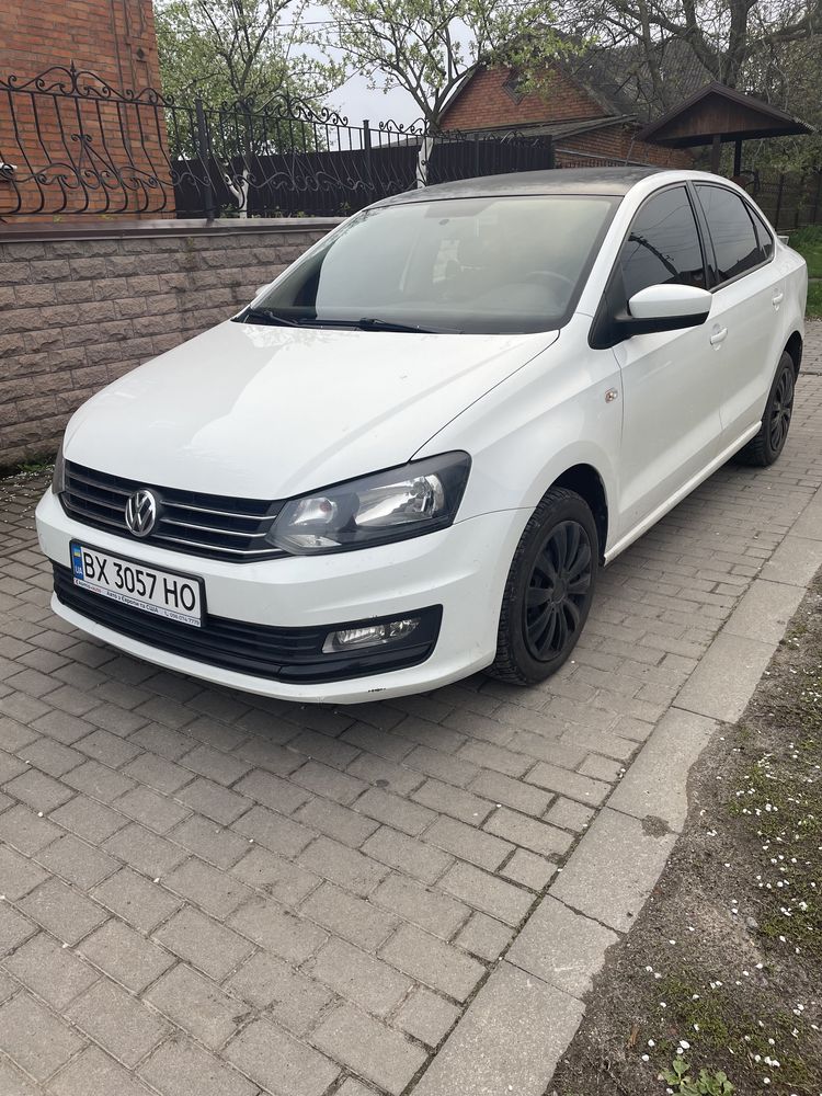 Vw polo 2017 sedan liftback 1.4 tsi