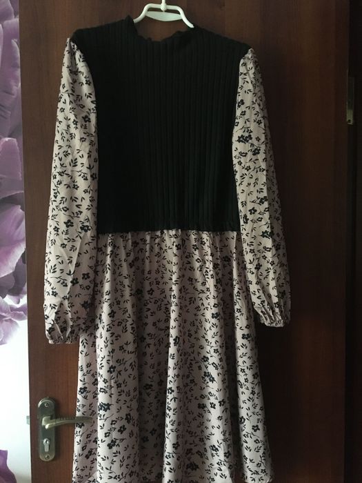 Плаття цікаве  нове