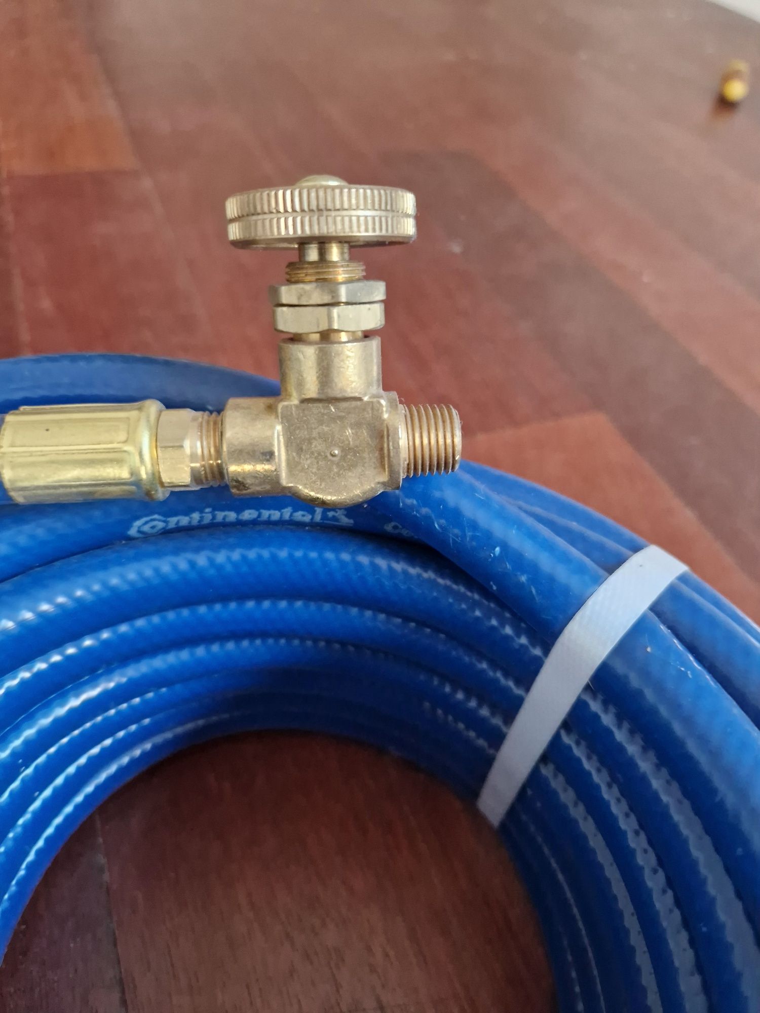 Wąż Powietrza z Zaworem T-MAX GRACO 15m 3/8"