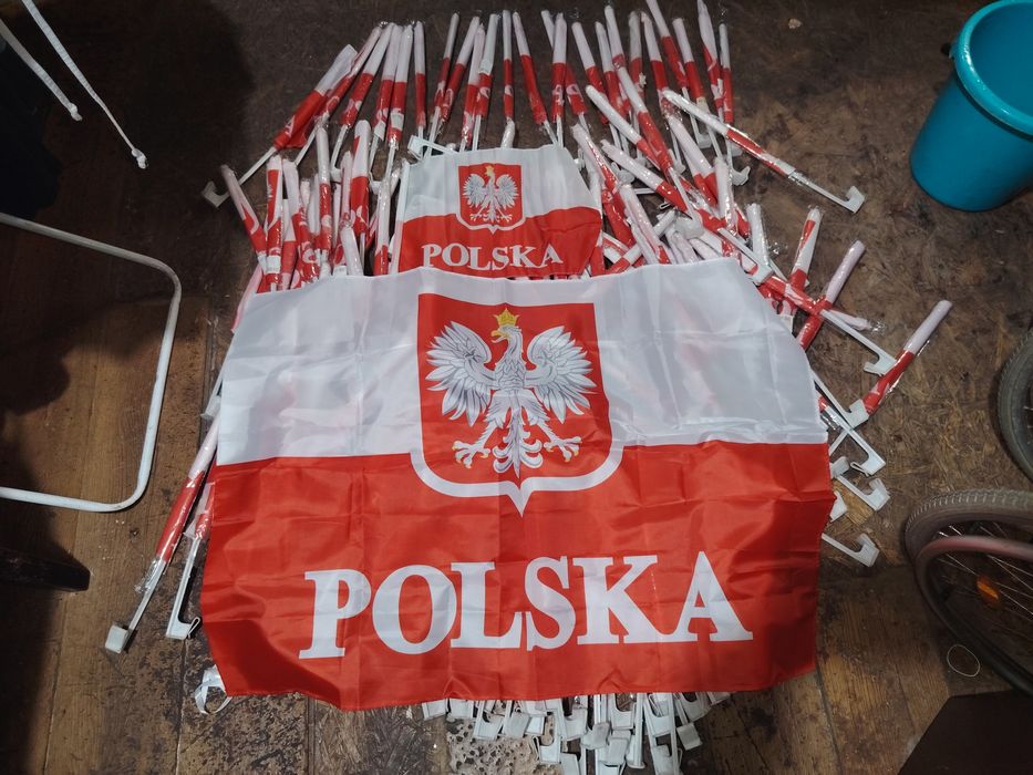 Flagi  polski na 11 listopada cała kolekcja